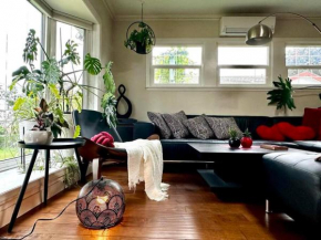 GSH202-Green Sweet Home-Disneyland and Little Saigon